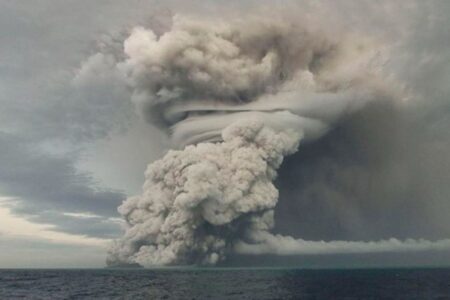 Tonga Vulcano eruzione