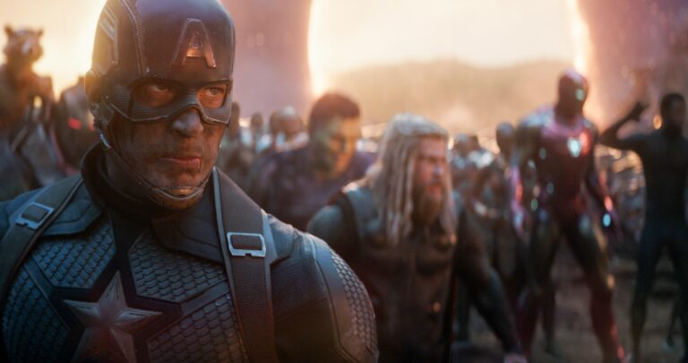 Captain America e gli altri eroi in Avengers: Endgame