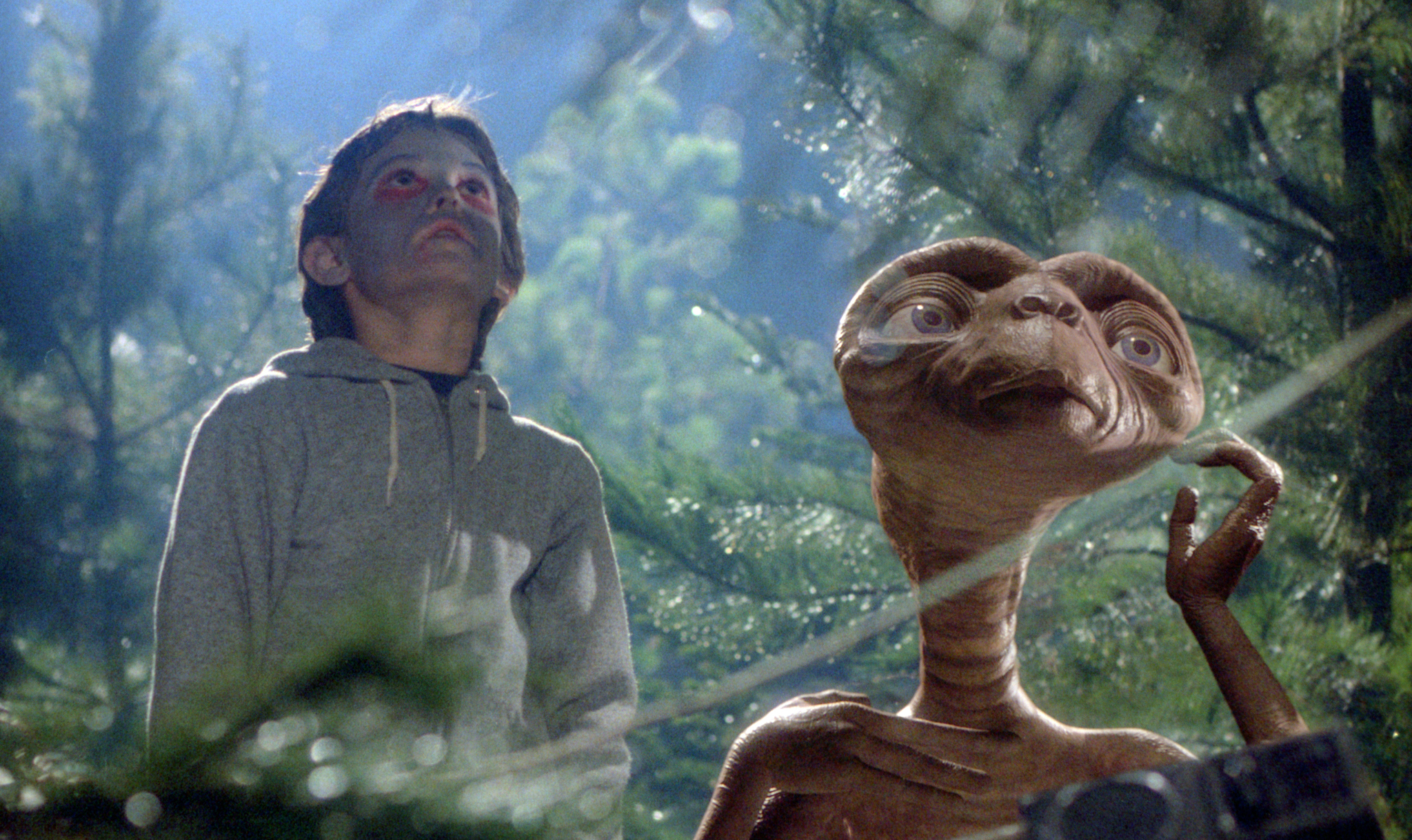Una scena dal set di E.T. l'extraterrestre
