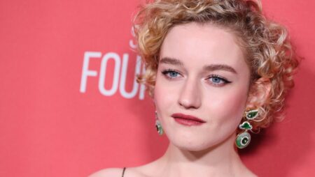 Julia Garner