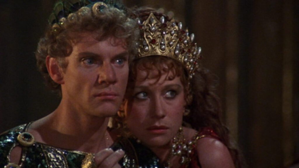 Malcolm McDowell ed Helen Mirren in Io, Caligola
