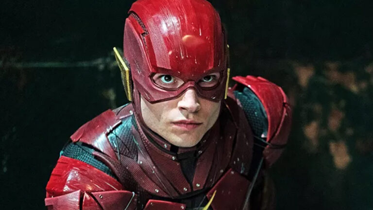 Ezra Miller interpreta The Flash