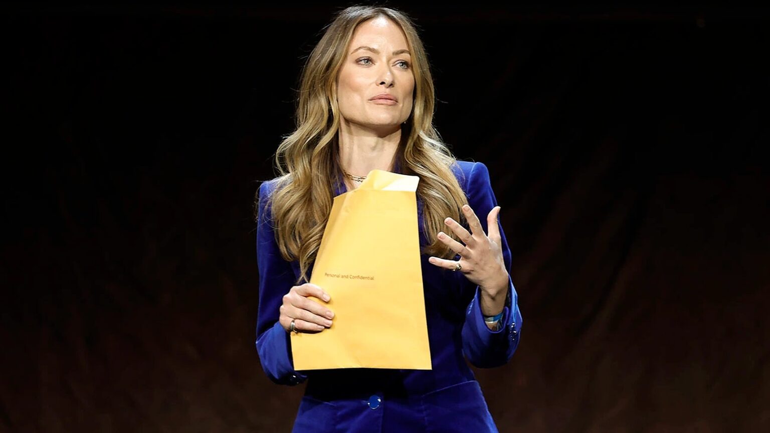 Olivia Wilde sul palco del Cinemacon