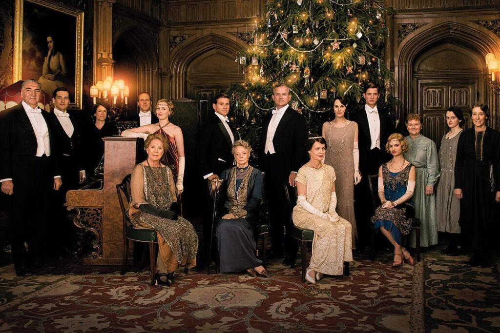 Tutto il cast di Downton Abbey in posa