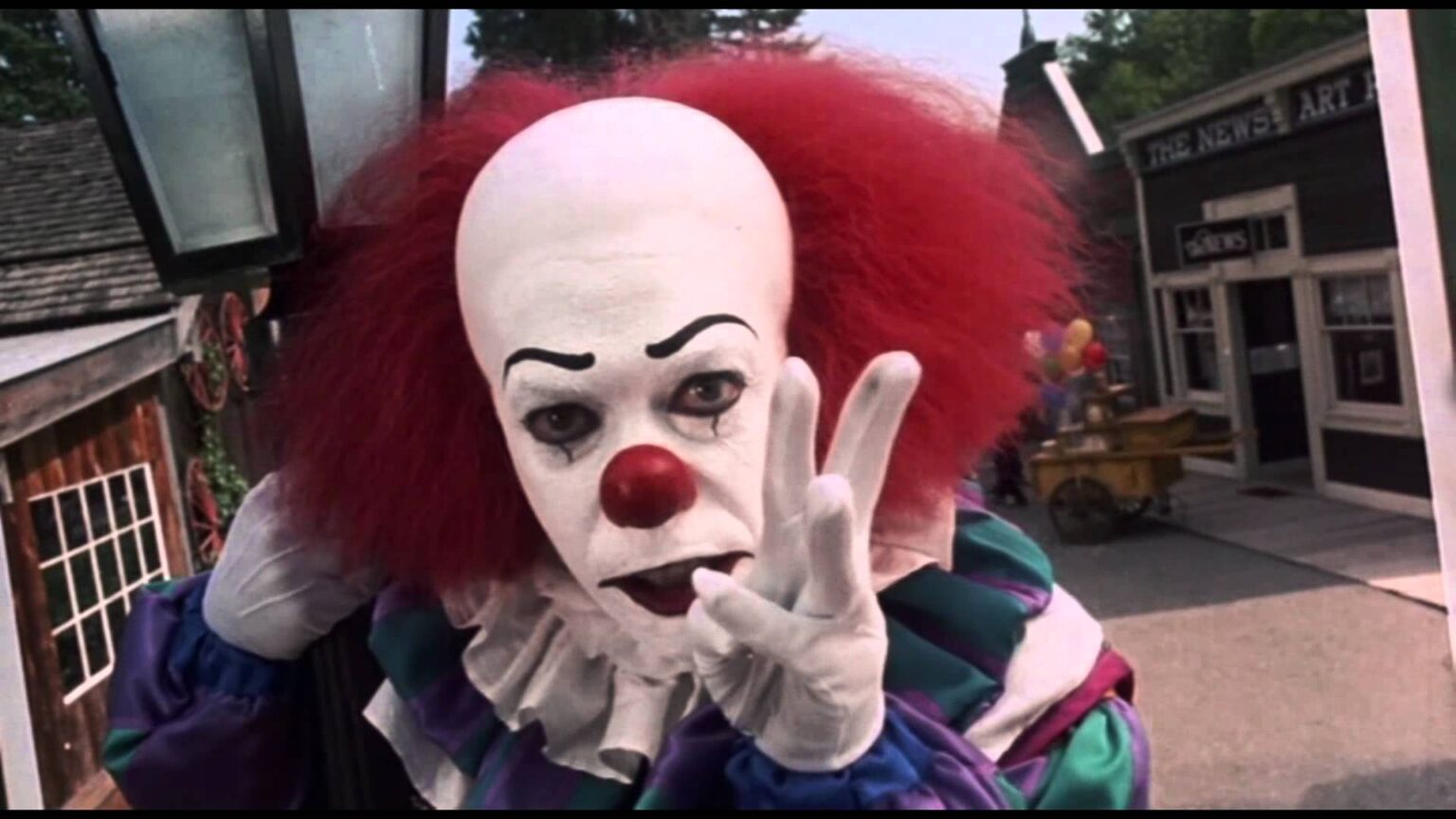 La vita è meravigliosa: Stephen King interpreta il finale del film (a modo suo) Una scena di It