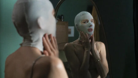 Naomi Watts nel film Goodnight Mommy