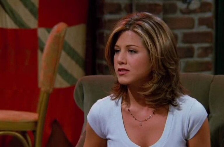 Un frame di Rachel Green nella prima stagione di Friends