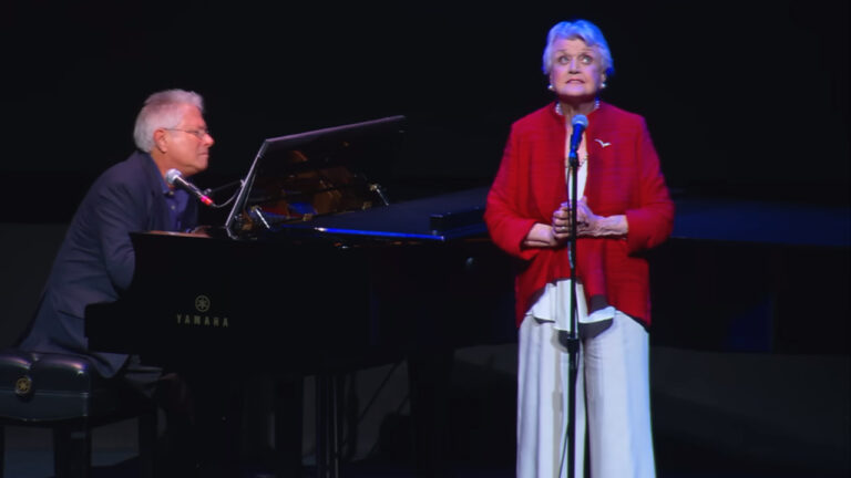 Angela Lansbury La Bella e la Bestia