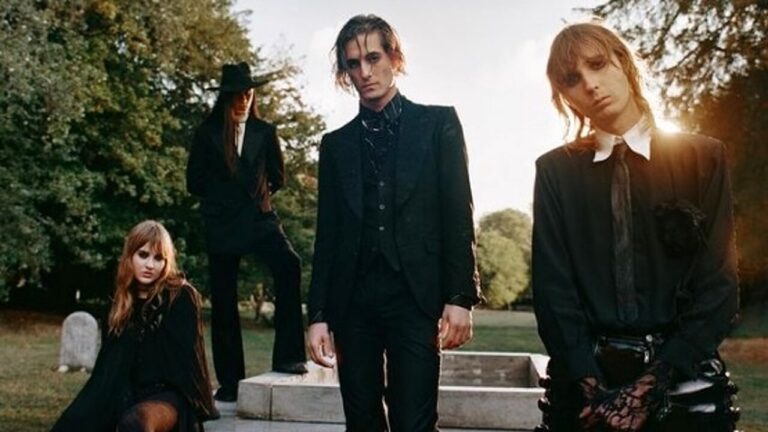 I Maneskin presentano The Loneliest