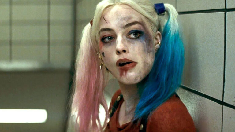 Margot Robbie nel ruolo di Harley Quinn