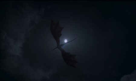 un drago che vola nella notte in house of the dragon