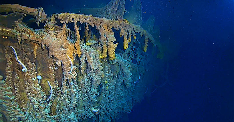 Il relitto decomposto del Titanic sul fondo dell'oceano