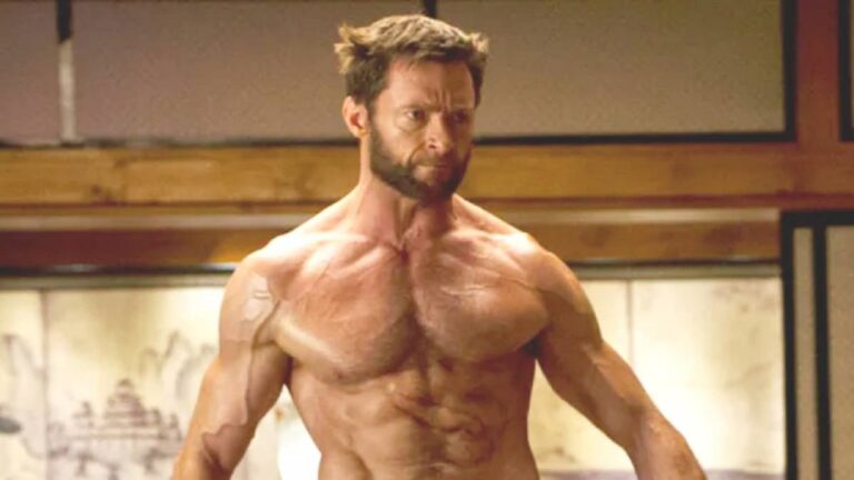 Frame che ritrae Hugh Jackman nei panni di Wolverine