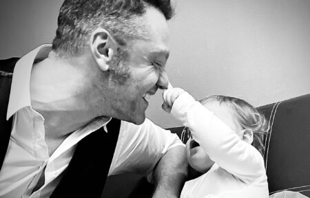 Tiziano Ferro con sua figlia