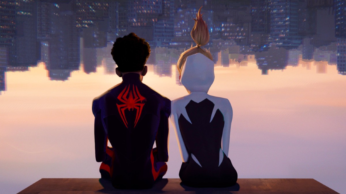 Miles e Gwen in Across the Spider-Verse