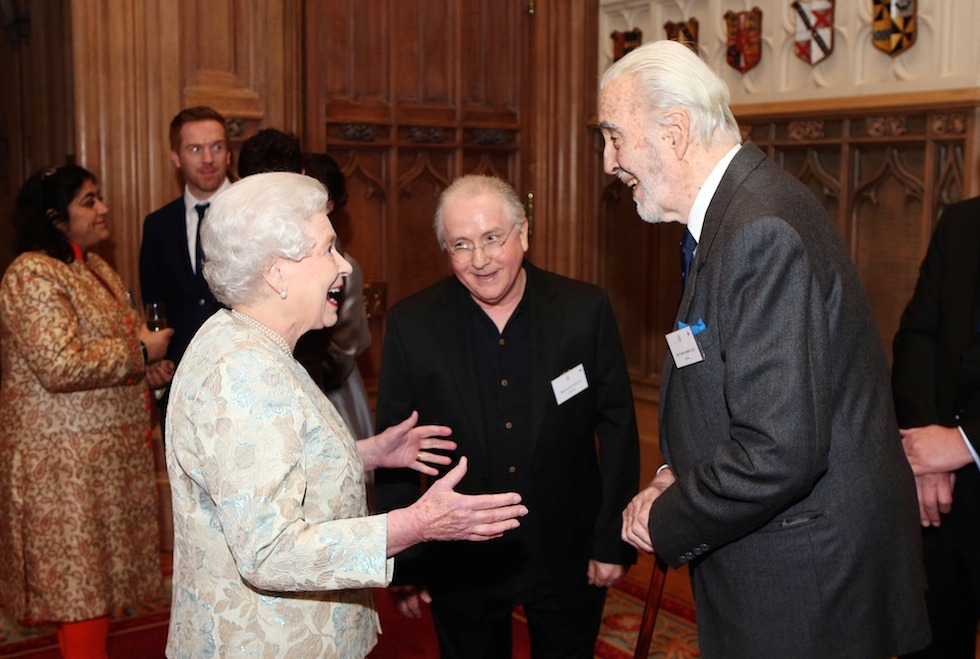 Christopher Lee e la regina Elisabetta