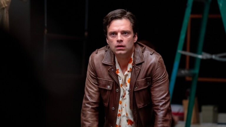 Sebastian Stan in una scena di A Different Man