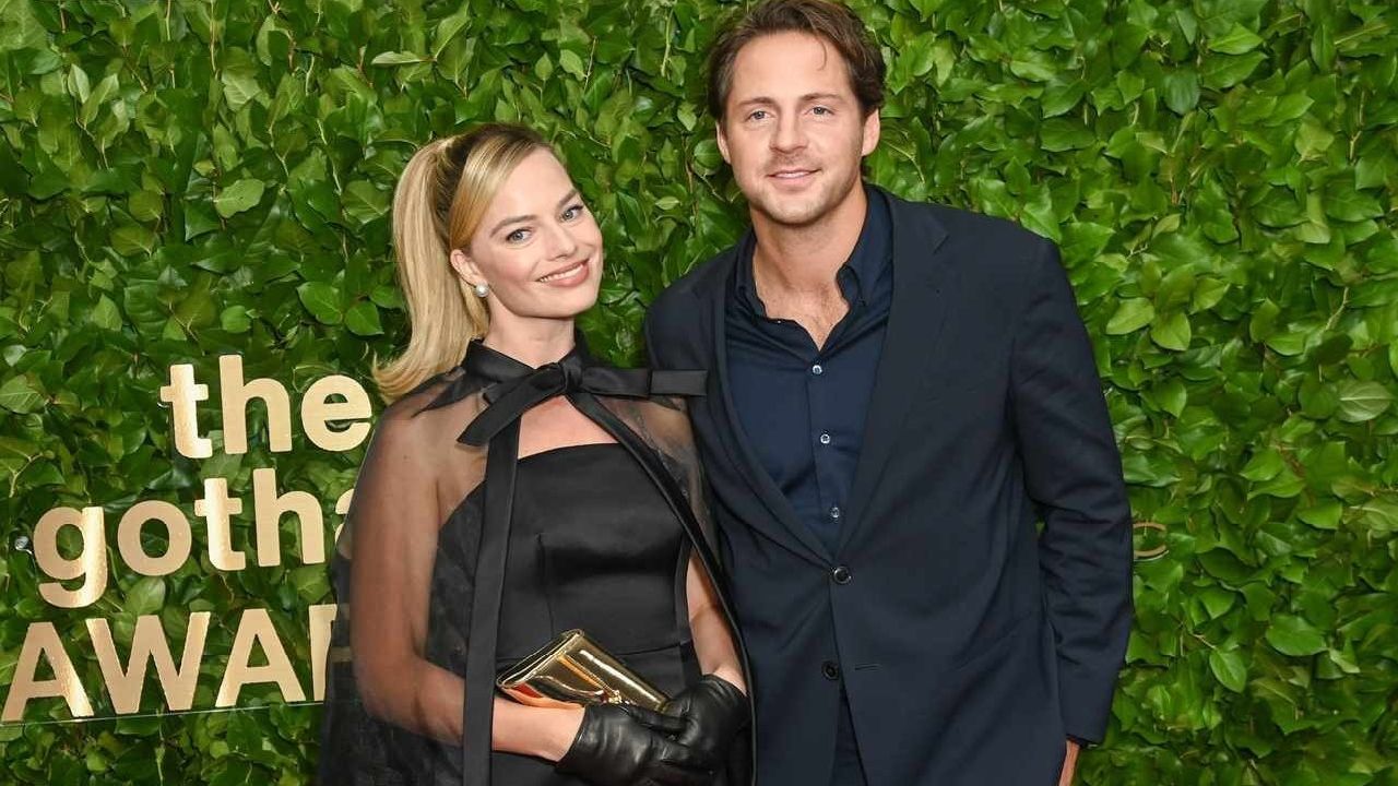 Margot Robbie e Tom Ackerly