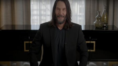 Keanu Reeves nel video di presentazione del suo libro The Book of Elsewhere