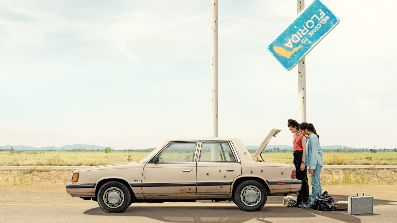 drive-away-dolls-poster
