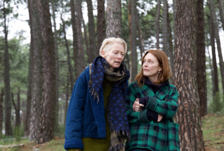 Julianne Moore e Tilda Swinton son Ingrid e Martha in The Room next Door - © Warner Bros. Pictures Italia