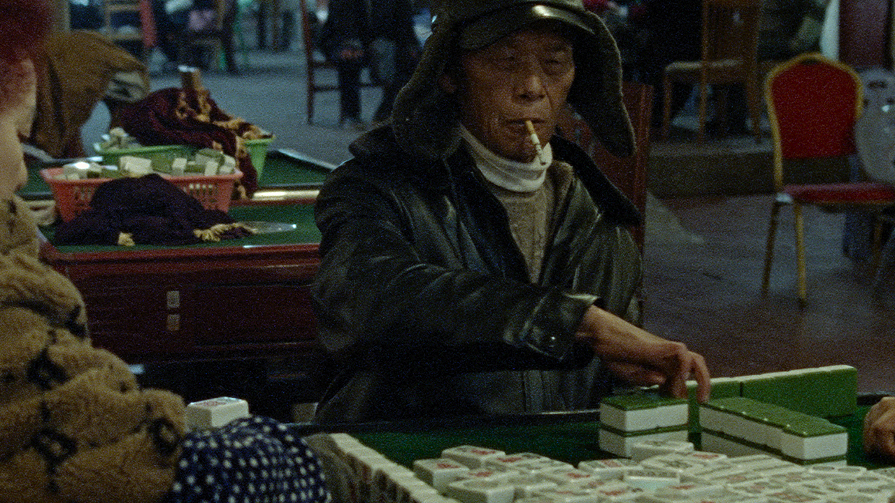 In Cina si gioca a Mahjong.