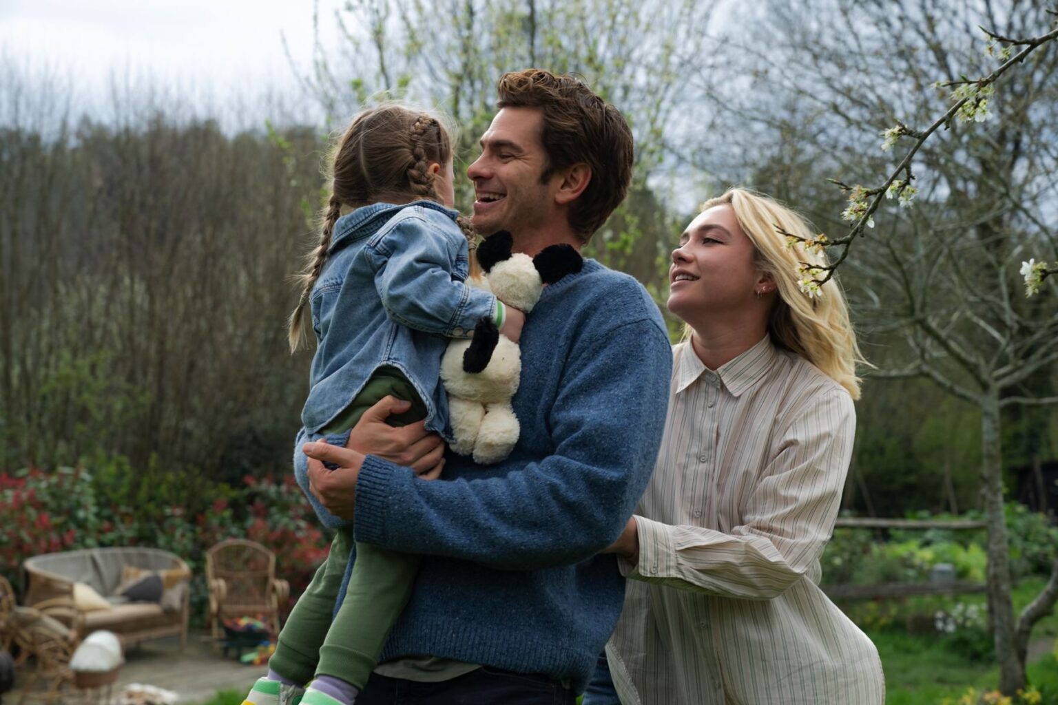 Florence Pugh e Andrew Garfield in We Live in Time