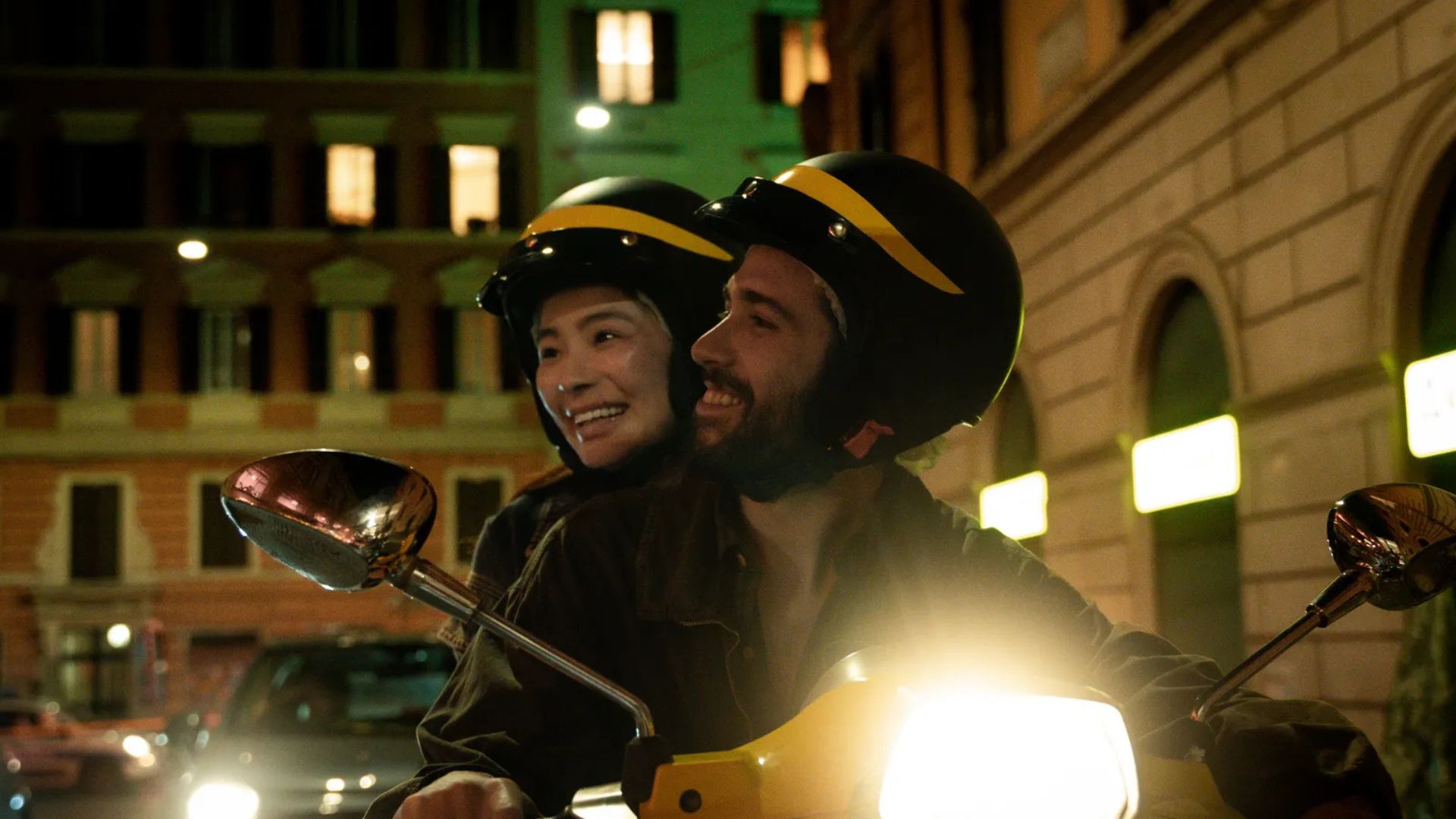 Mei e Marcello in una scena de La città proibita