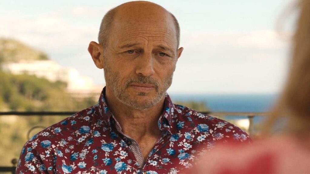 Jon Gries in The White Lotus