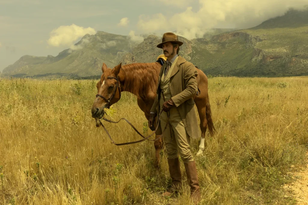 Il Gattopardo. Il principe di Salina (Kim Rossi Stuart) in una scena della serie