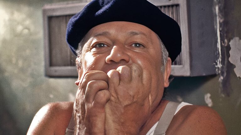 Paolo Villaggio in Fantozzi