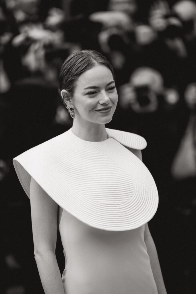 Emma Stone sul red carpet di Eddington, Cannes 2025