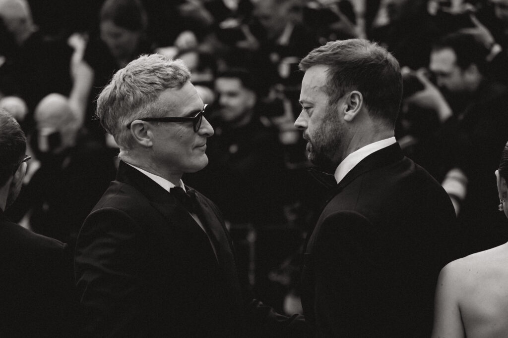 Joaquin Phoenix sul red carpet di Eddington, a Cannes 2025