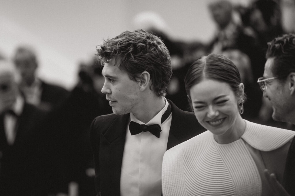 Emma Stone e Austin Butler sul red carpet di Eddington, a Cannes 2025