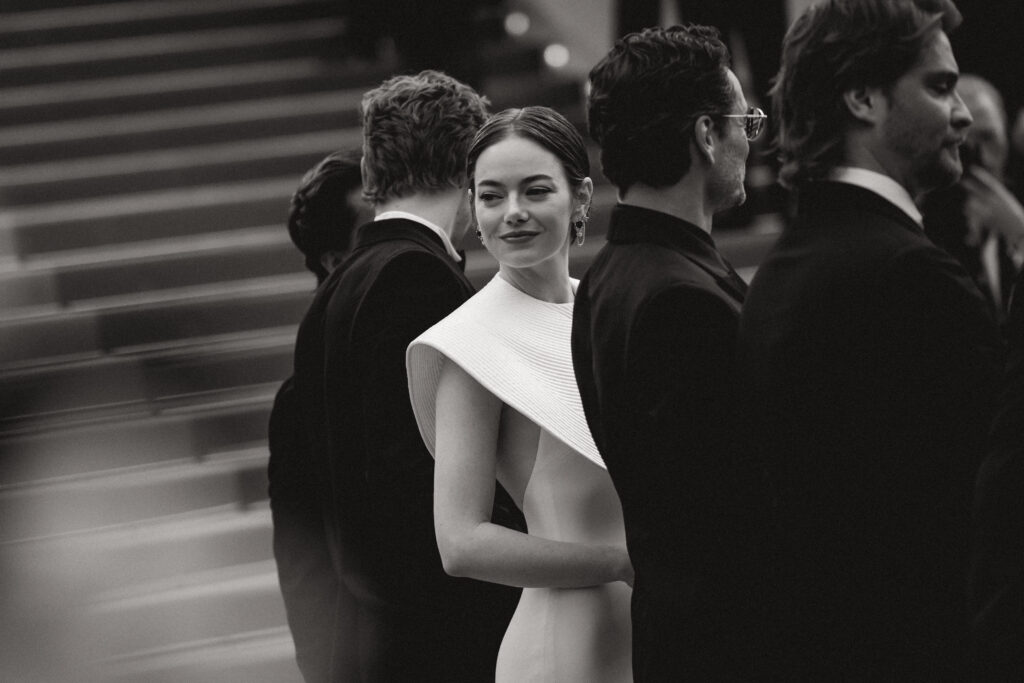Emma Stone sul red carpet di Eddington, Cannes 2025
