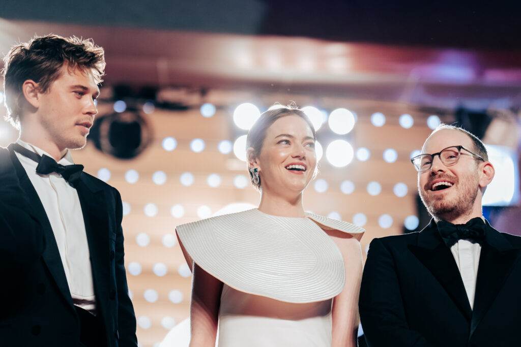 Austin Butler, Emma Stone e Ari Aster sul red carpet di Eddington, Cannes 2025