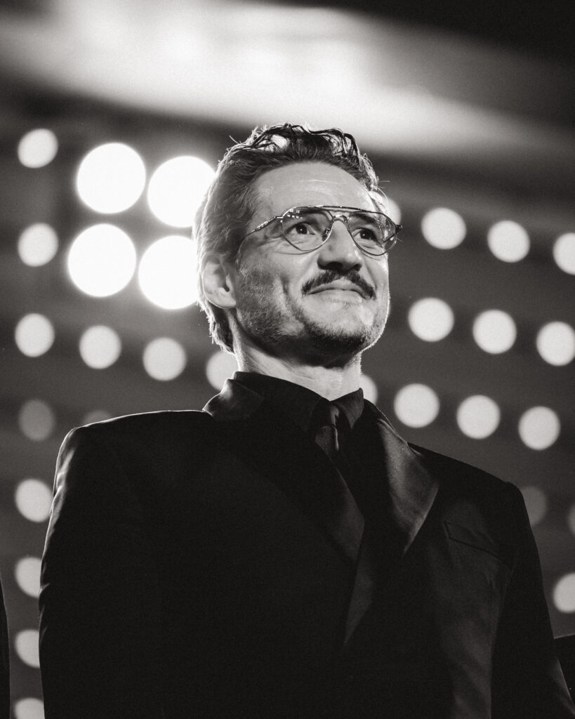 Pedro Pascal sul red carpet di Eddington, a Cannes 2025