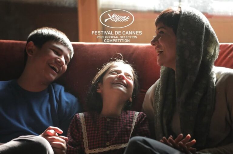 Un'immagine promozionale di Woman and Child