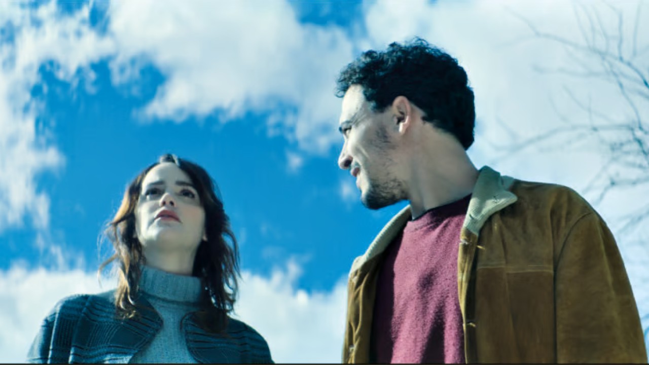 Benedetta Cimatti e Simone Liberati in una scena del film – © Nightswim