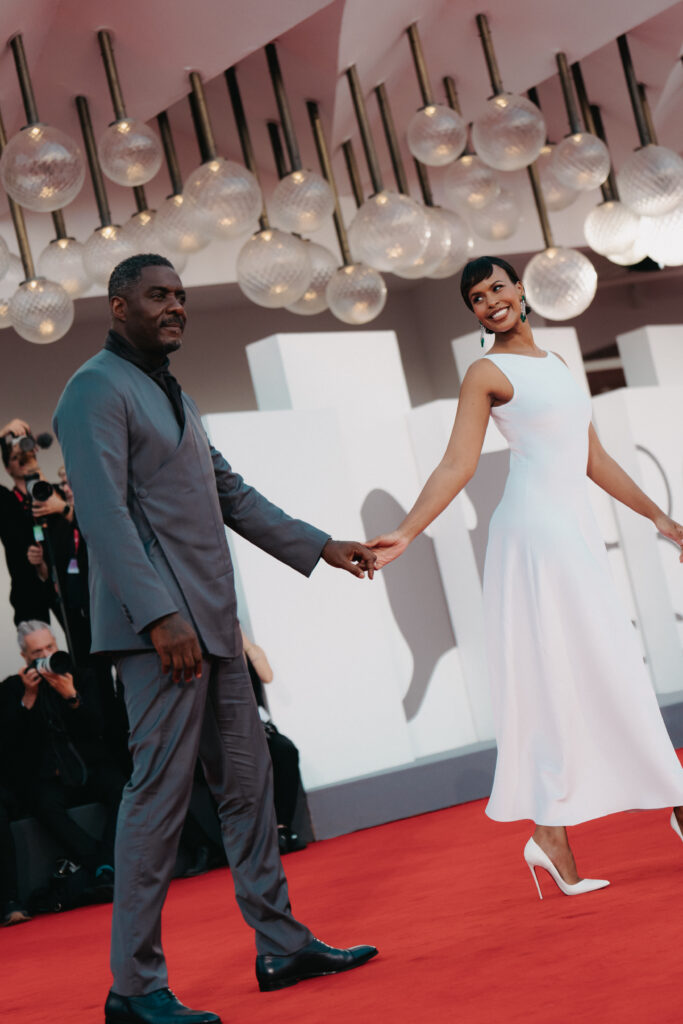 Idris Elba al photocall per la Mostra del cinema di Venezia 82 - © Giulia Parmigiani per ScreenWorld.it