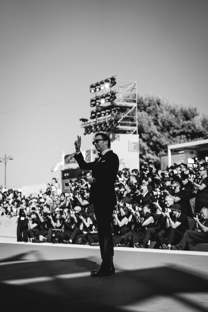 Paul Dano al photocall per la Mostra del cinema di Venezia 82 - © Giulia Parmigiani per ScreenWorld.it