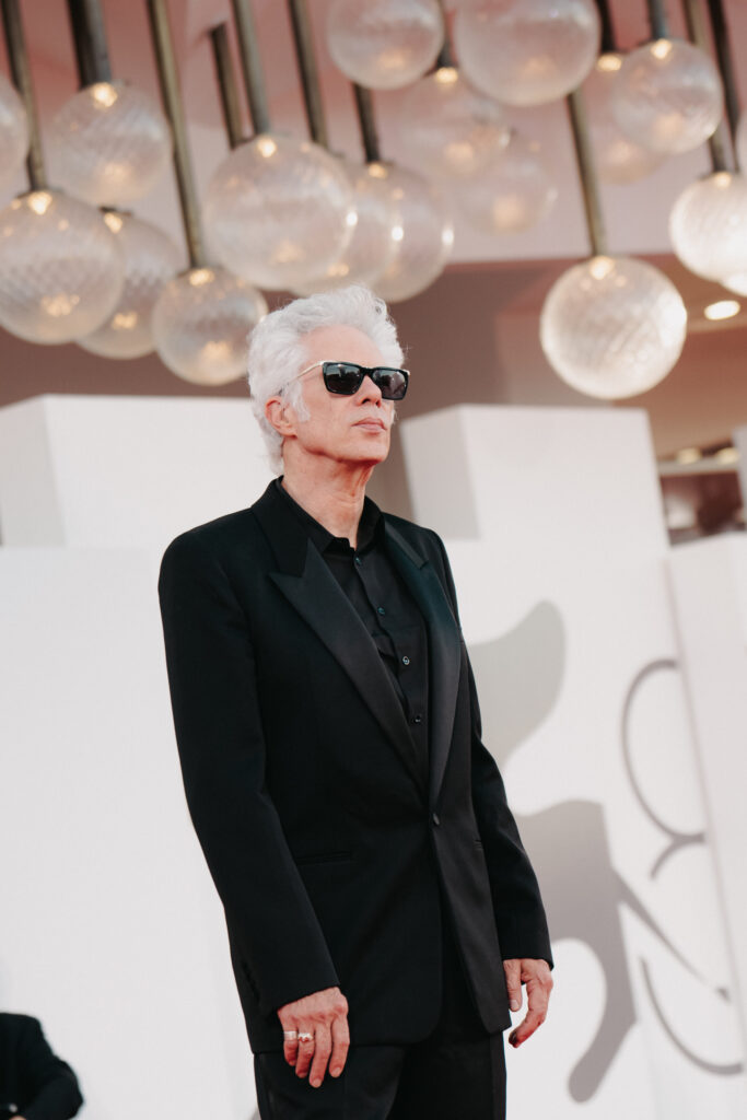 Jim Jarmusch al photocall per la Mostra del cinema di Venezia 82 - © Giulia Parmigiani per ScreenWorld.it