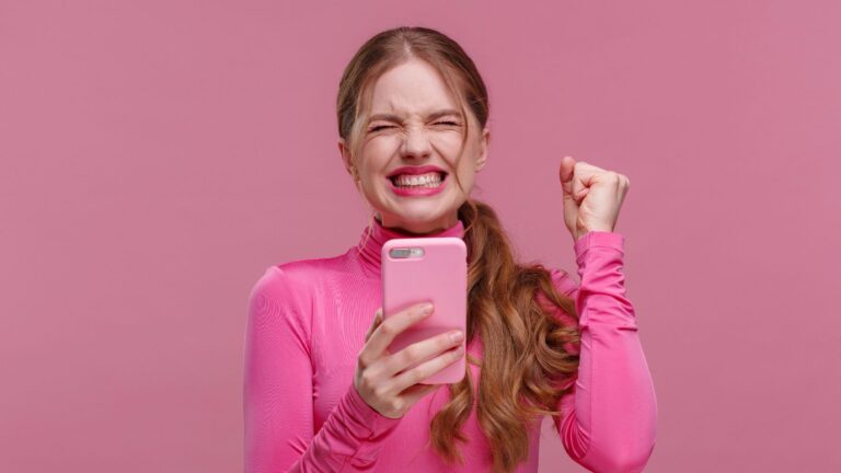 La tua foto potrebbe diventa virale: Google foto lancia l’AI che ti trasforma in meme immediato Vincere alla lotteria grazie a ChatGPT