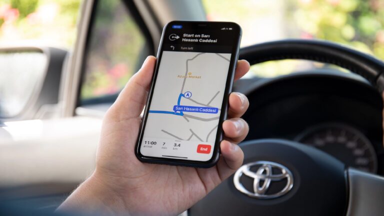 Usare Google Maps alla guida