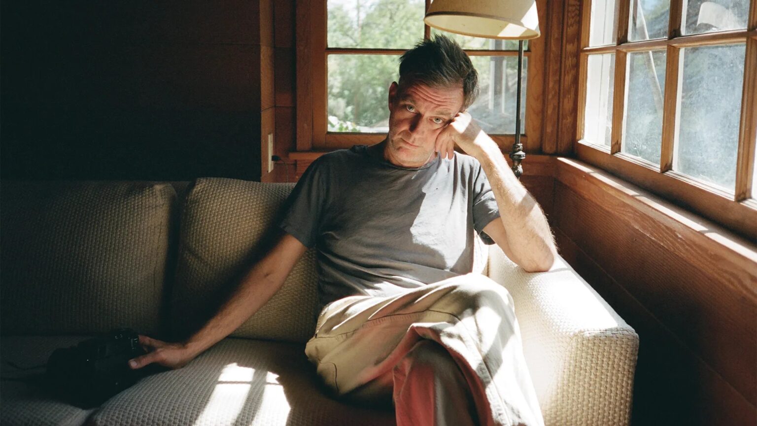 Paul Thomas Anderson fotografato per Variety