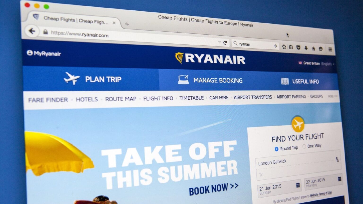 Scandalo sul web per Ryanair: se hai fatto l’abbonamento c’è una brutta notizia per te Acquistare un biglietto su Ryanair