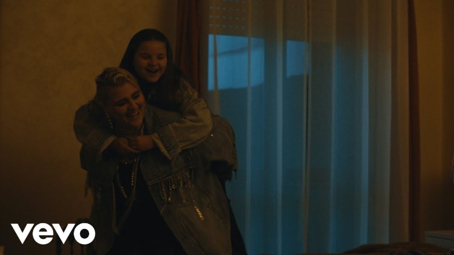 BigMama nel video di La rabbia non ti basta