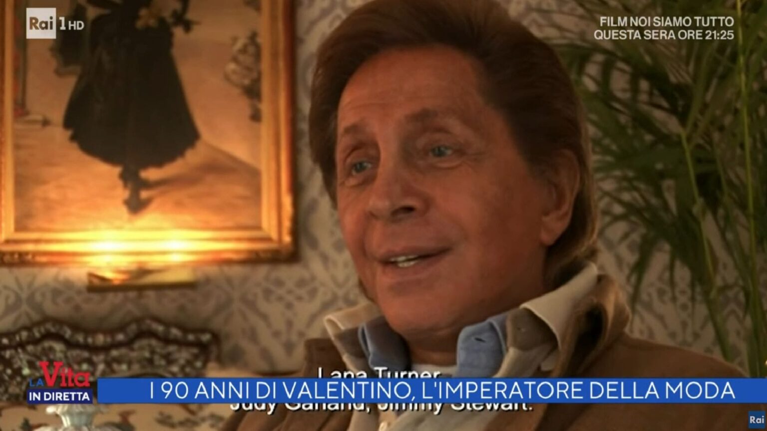 Come Valentino ha cambiato la moda nel cinema: l’abito di Julia Roberts agli Oscar 2001 che la figlia voleva rubare Valentino Gravagni