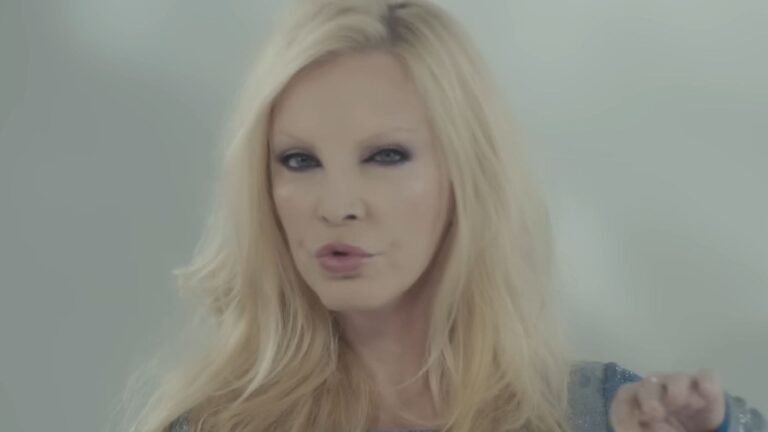 Patty Pravo in Cieli Immensi