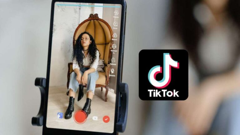 Smartphone influencer TikTok